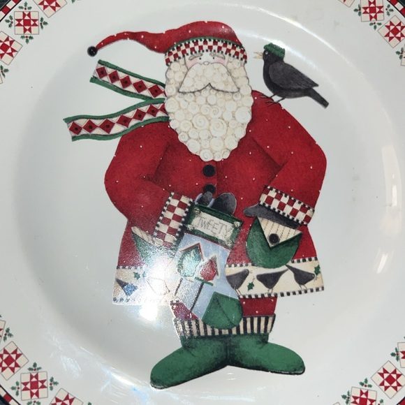 New Debbie Mumm Sakura Santa Plates - Picture 6 of 8